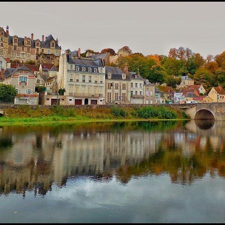 Au Pied Du Chateau Saint-Aignan  Eksteriør billede